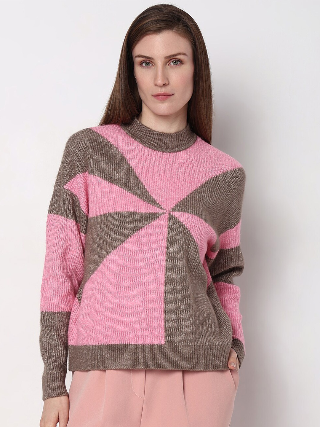 

Vero Moda Colourblocked High Neck Pullover Sweaters, Brown