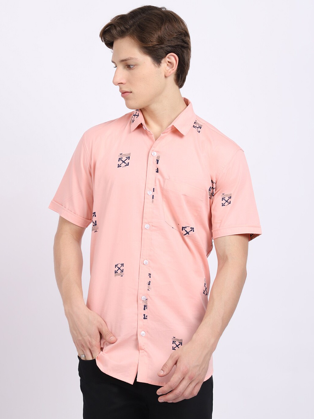 

HANUMNTRA Men Comfort Printed Casual Shirt, Pink