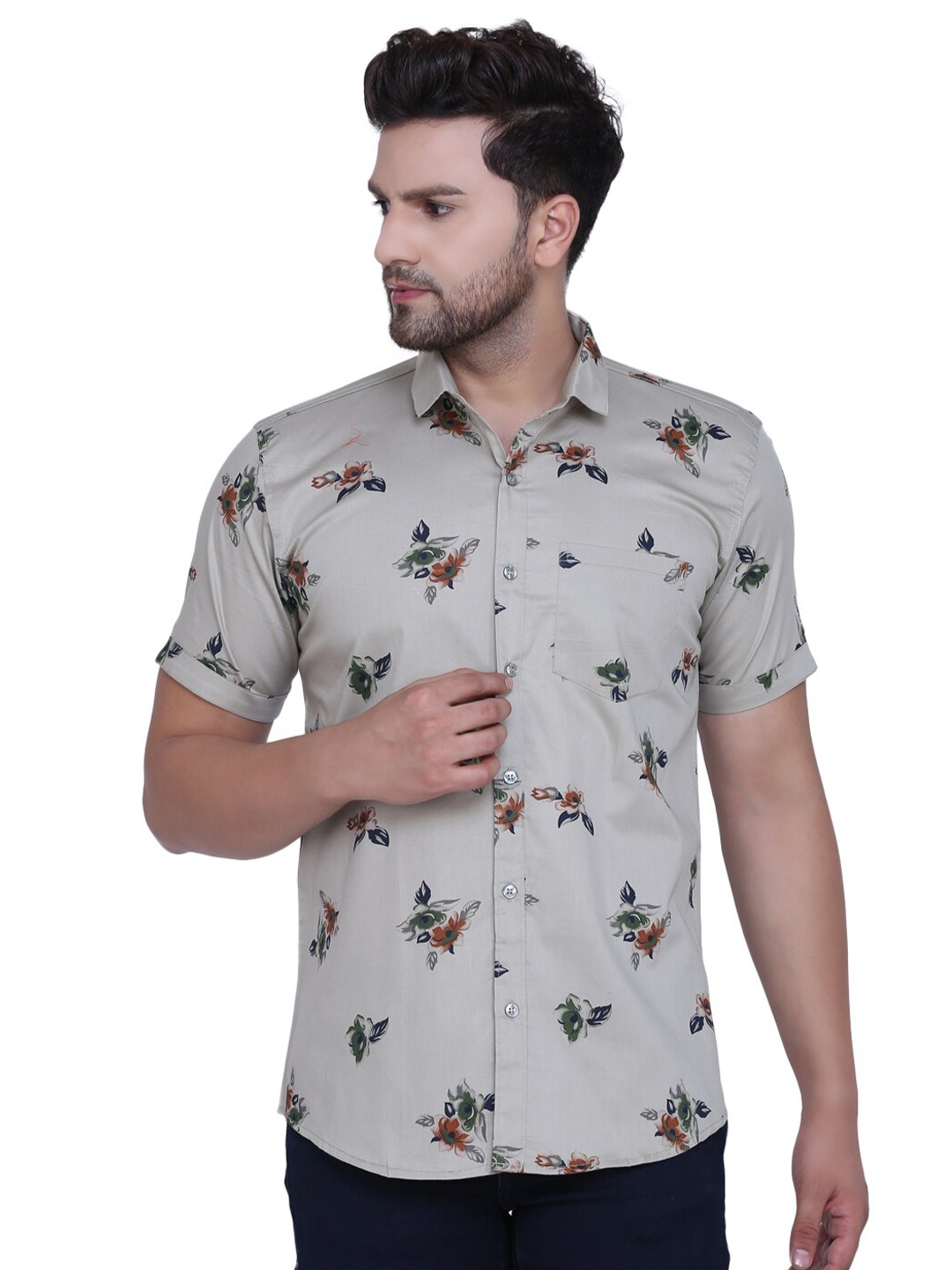 

HANUMNTRA Comfort Fit Floral Printed Casual Shirt, Grey