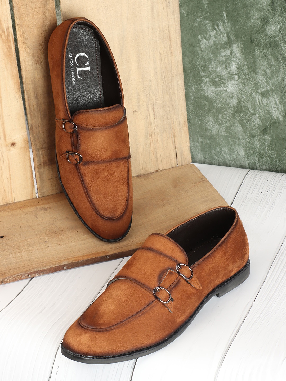 

Carlton London Men Lightweight Comfort Insole Loafers With Buckle Detail, Tan