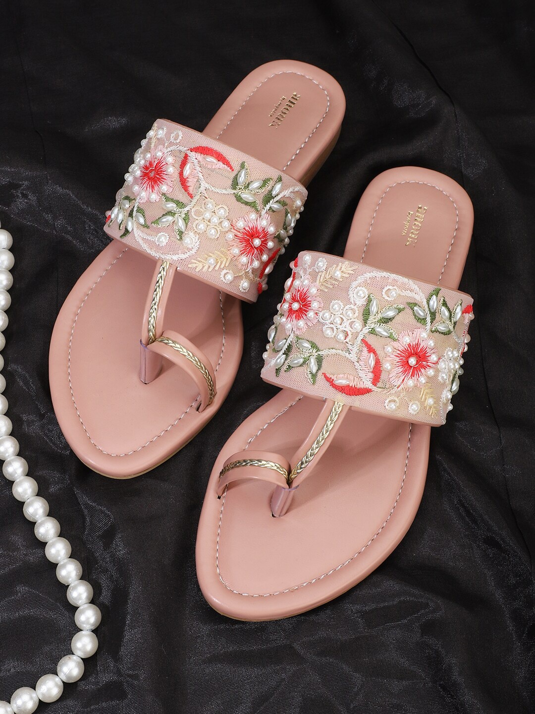 

Anouk Ethnic Embellished One Toe Flats, Pink
