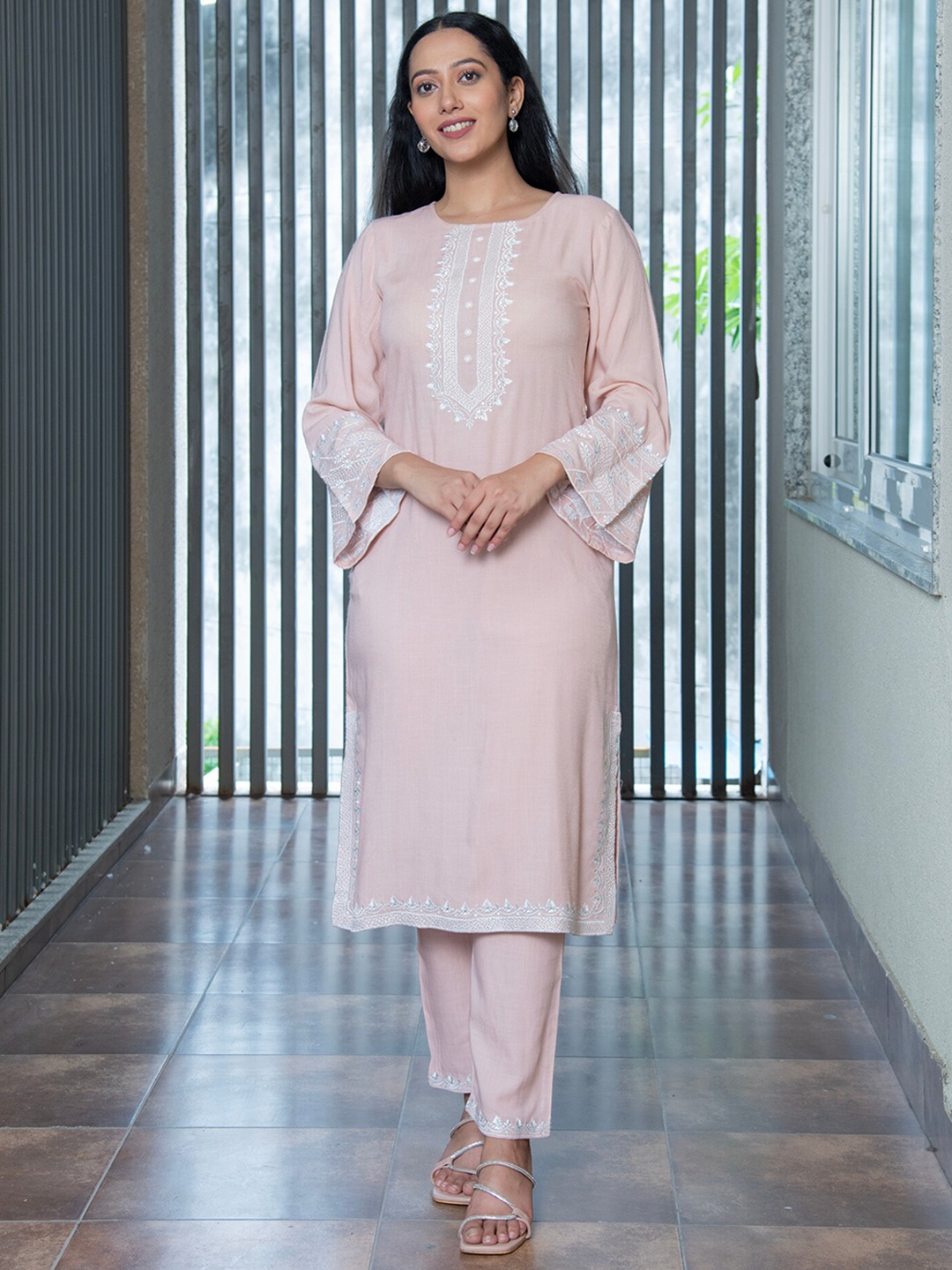 

Aaheli Floral Yoke Design Regular Thread Work Kurta With Trousers, Peach