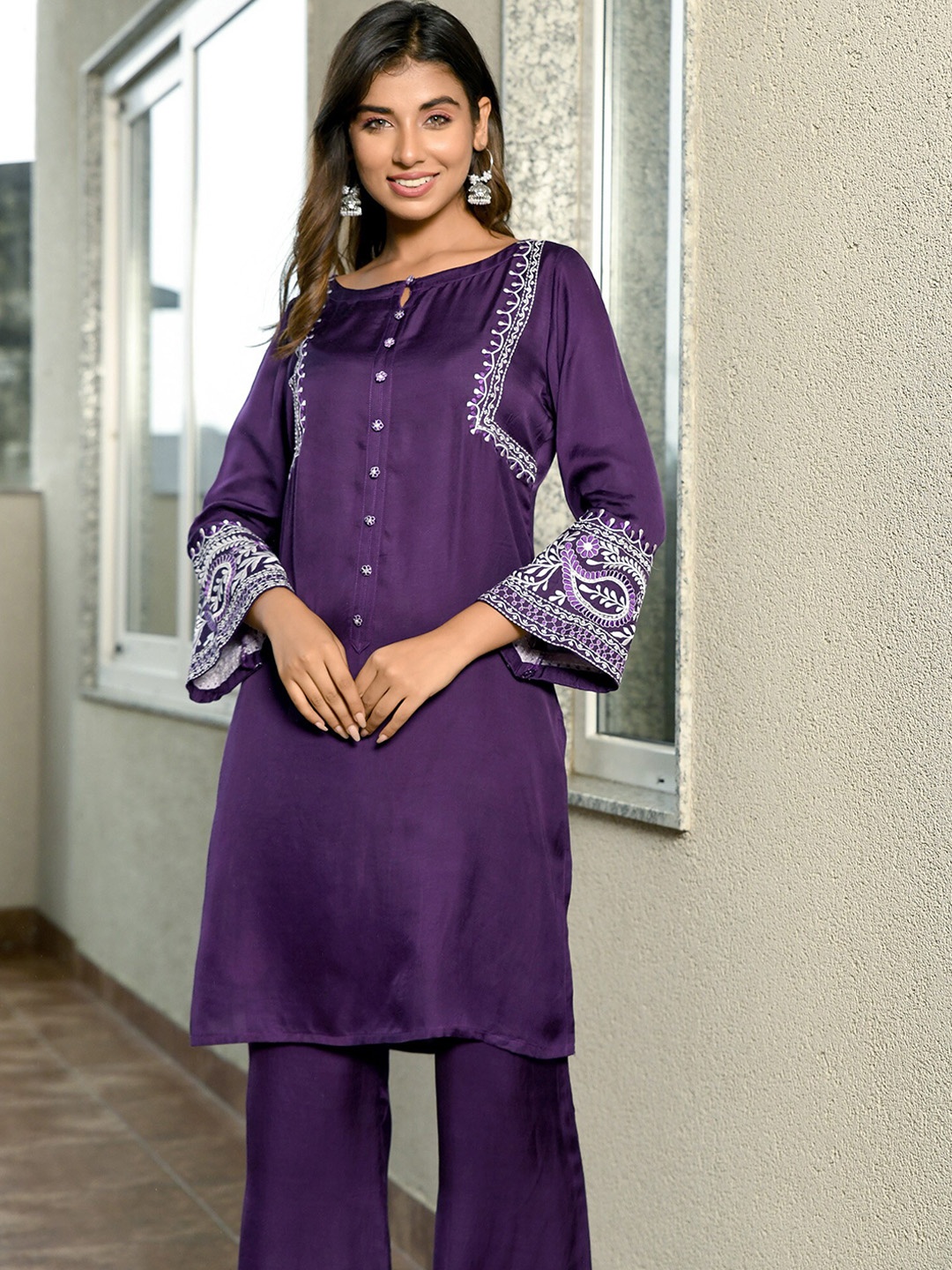 

Aaheli Ethnic Motif Embroidered Regular Kurta With Trousers, Purple