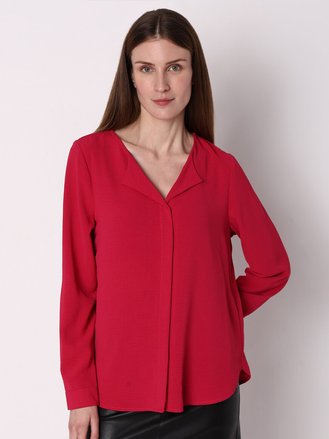 

Vero Moda Textured Opaque Casual Shirt, Red