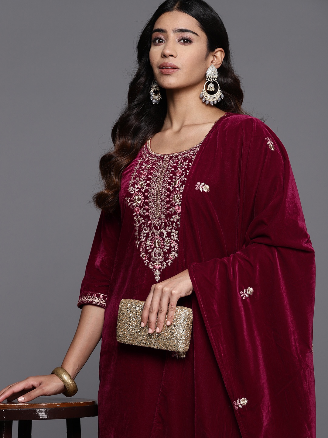 

Varanga Zari Embroidered Winter Velvet Kurta with Trouser & Velvet Dupatta, Maroon
