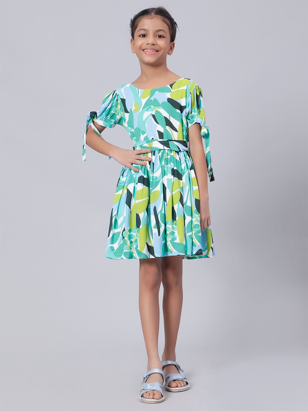 

Biglilpeople Girls Abstract Printed Puff Sleeves Tie-Ups Cotton Fit & Flare Dress, Green
