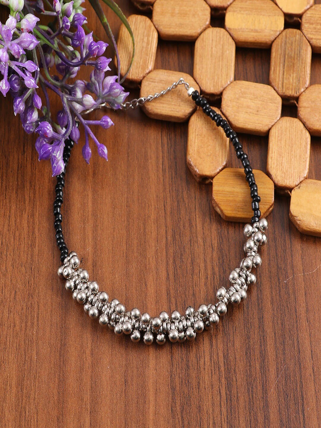 

UNIVERSITY TRENDZ Silver-Plated Beaded Ghunghroo Anklets