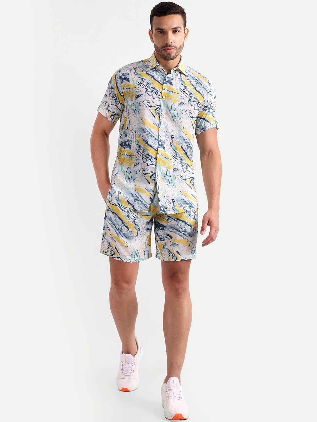 

Vida Loca Abstract Printed Shirt & Shorts, Off white