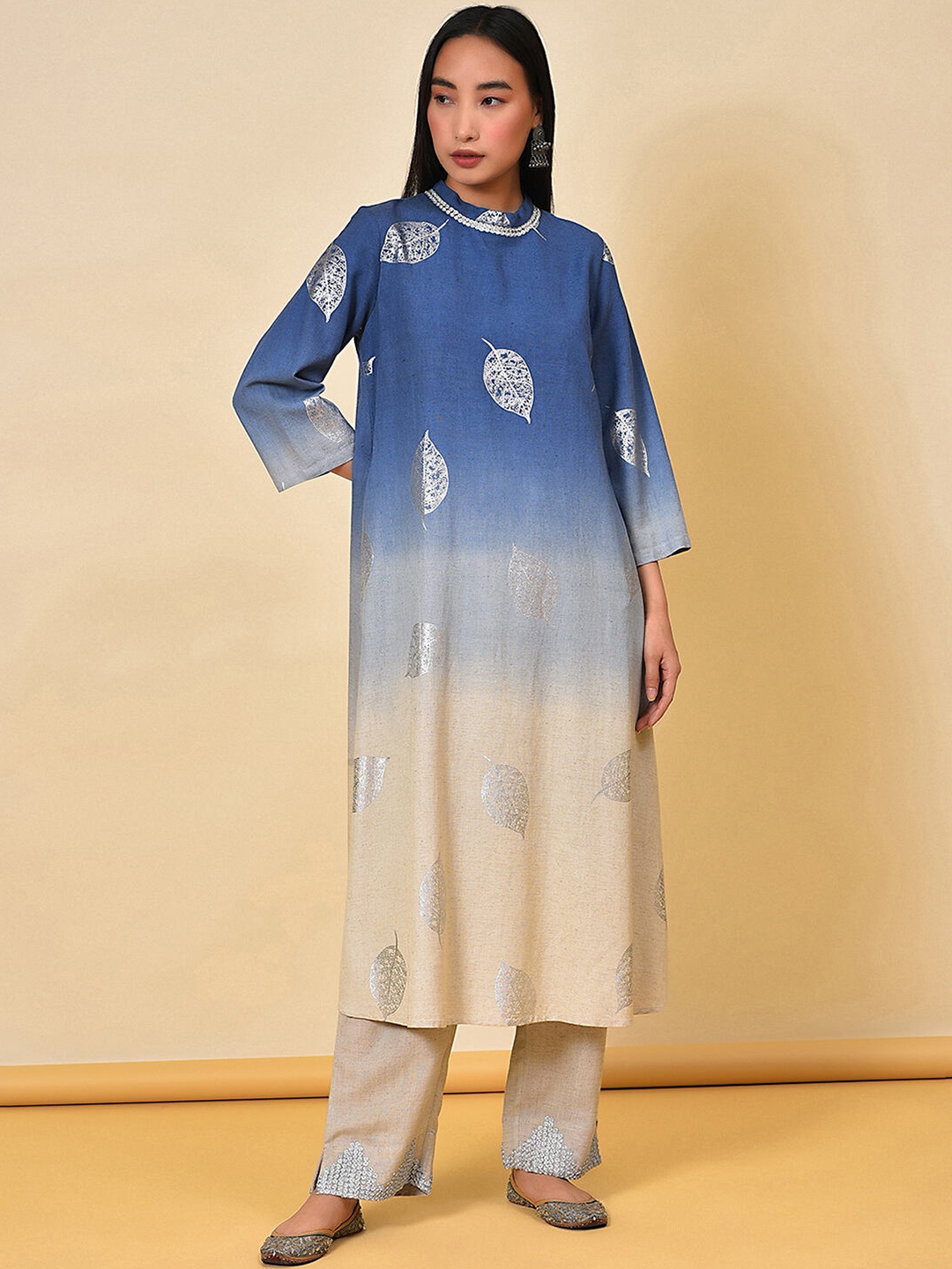 

NUHH Floral Printed A-Line Kurta With Trousers, Blue