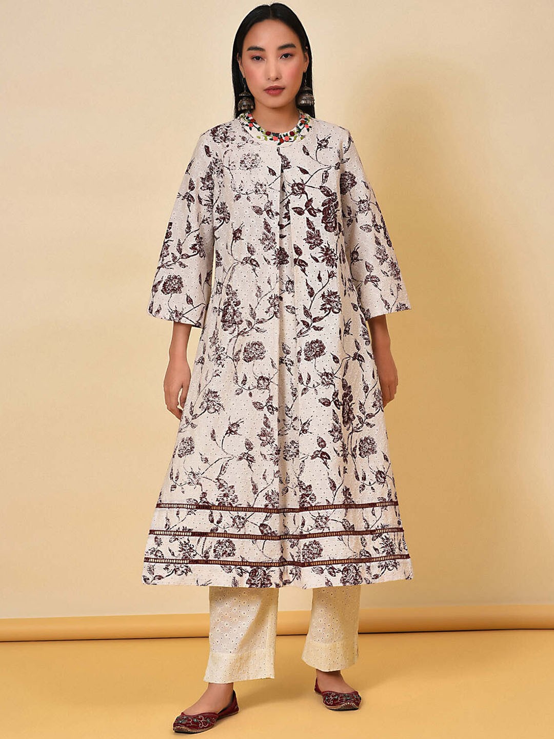 

NUHH Floral Printed Pure Cotton Kurta with Trousers, Off white
