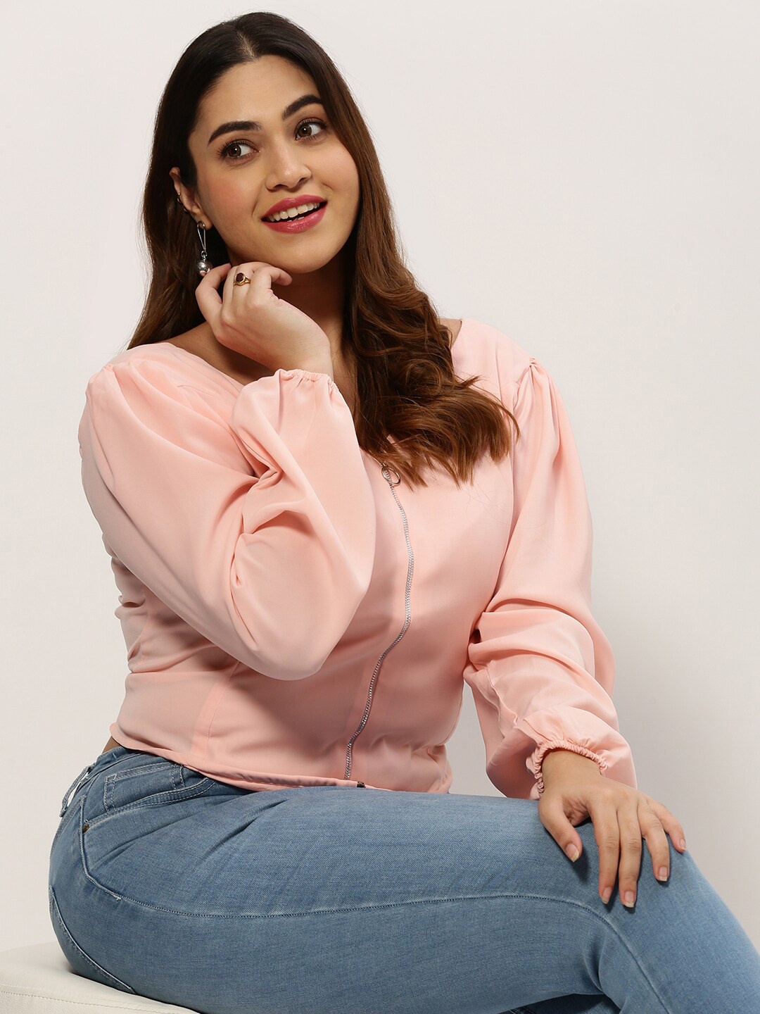 

SHOWOFF Plus Plus Size Crepe Crop Top, Peach