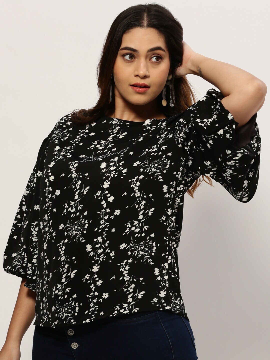 

SHOWOFF Plus Floral Printed Flared Sleeve Kaftan Top, Black