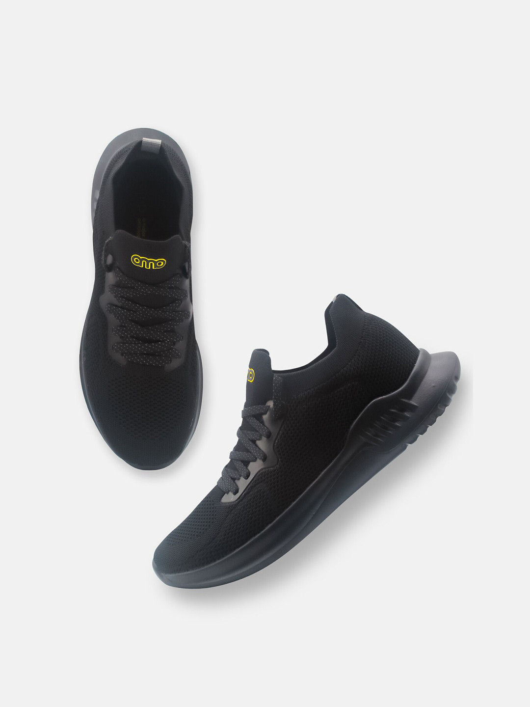 

AMP Men Knitted Mesh Training Shoes, Black