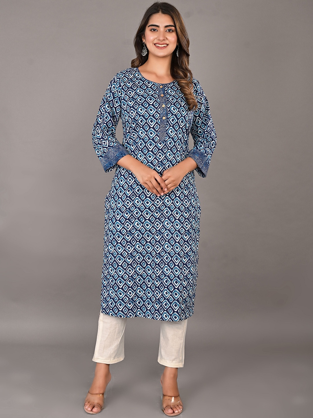 

KALINI Geometric Printed Pure Cotton Kurta, Blue