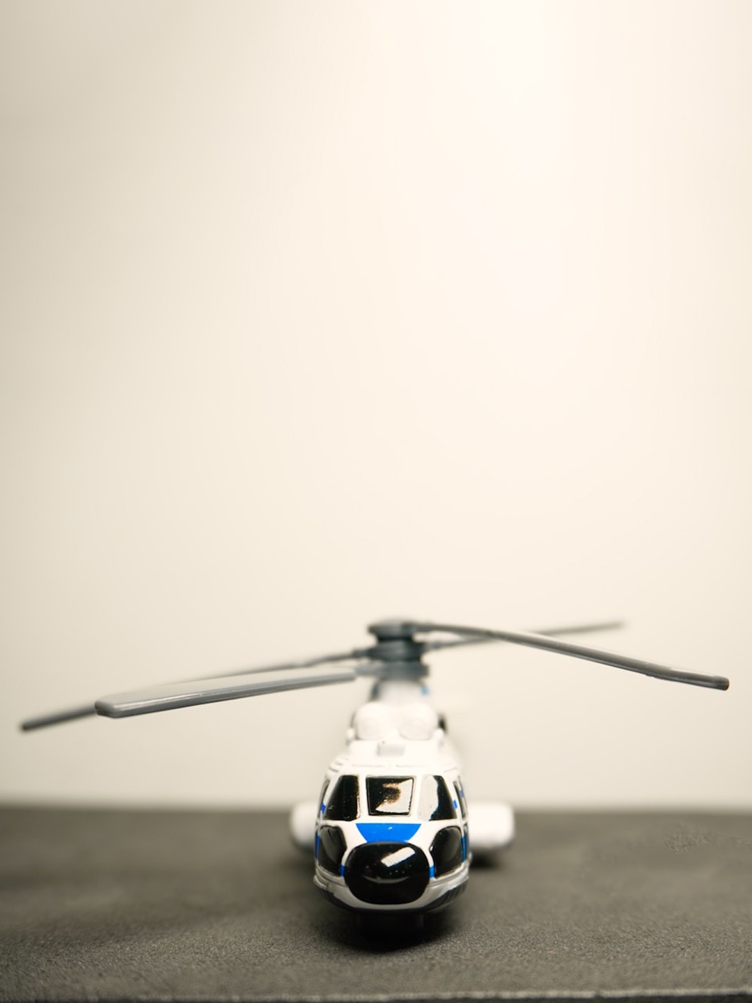

Tomica Japan Coast Guard Diecast Scale Model, White