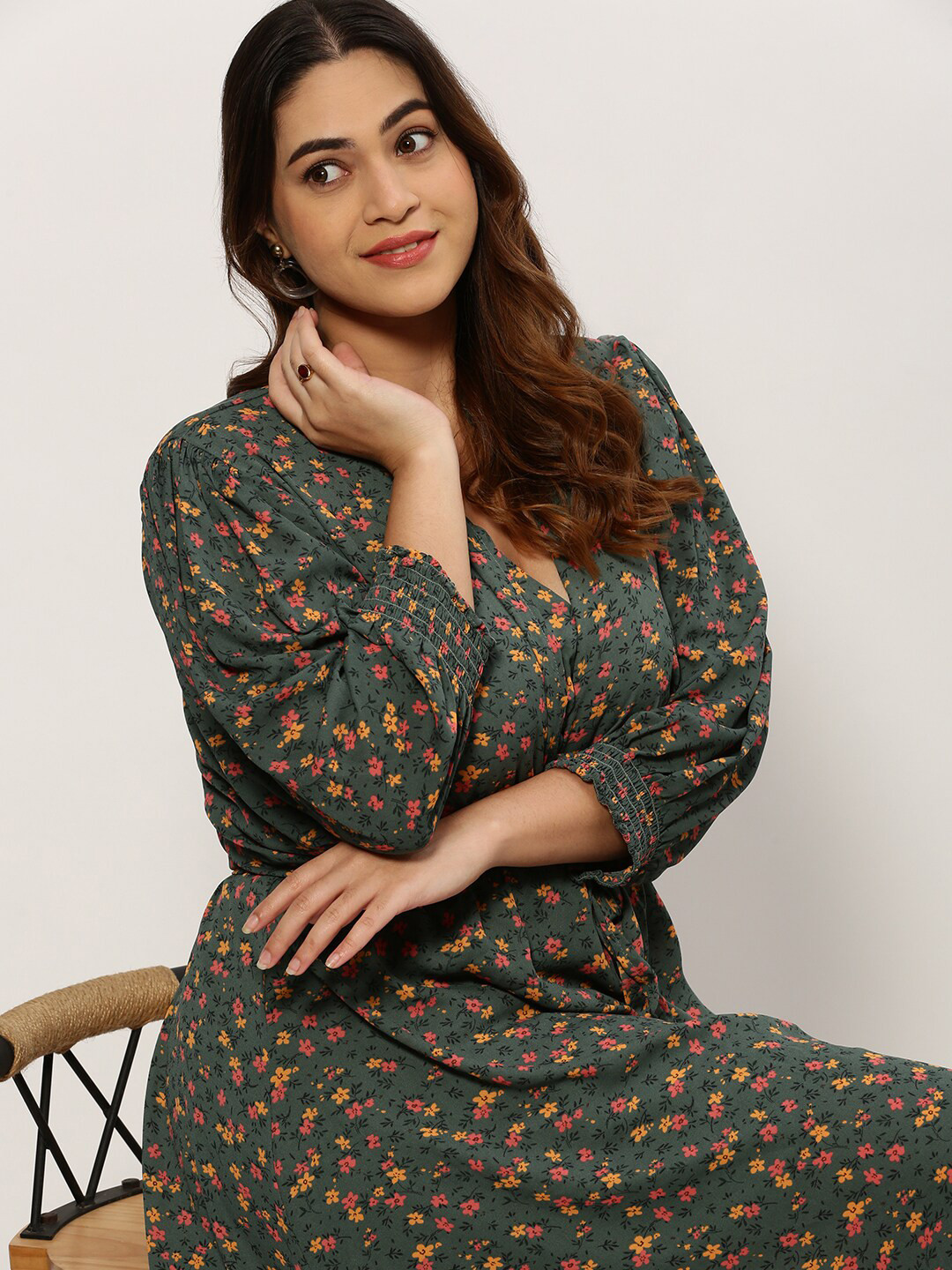 

SHOWOFF Plus Plus Size Floral Printed Georgette A Line Dress With Overcoat, Olive