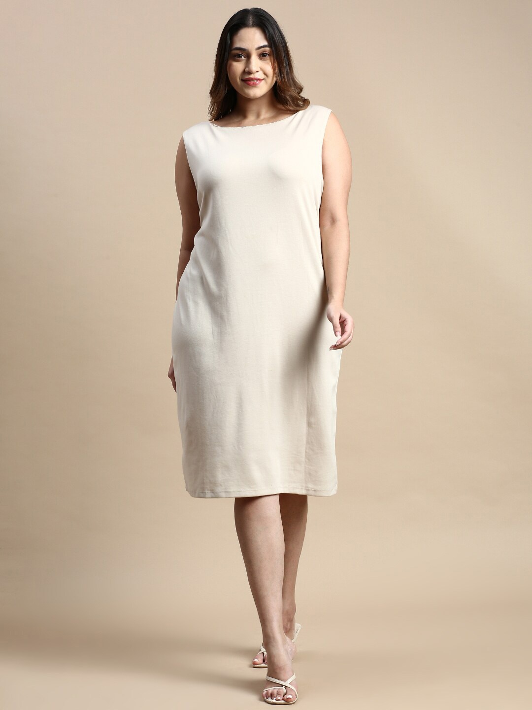 

SHOWOFF Plus Round Neck Sheath Dress, Cream