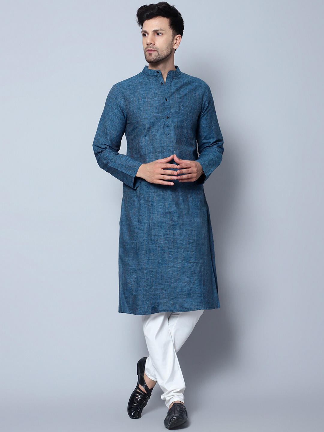 

Latest Chikan Garments Mandarin Collar Cotton Handloom Kurta, Turquoise blue