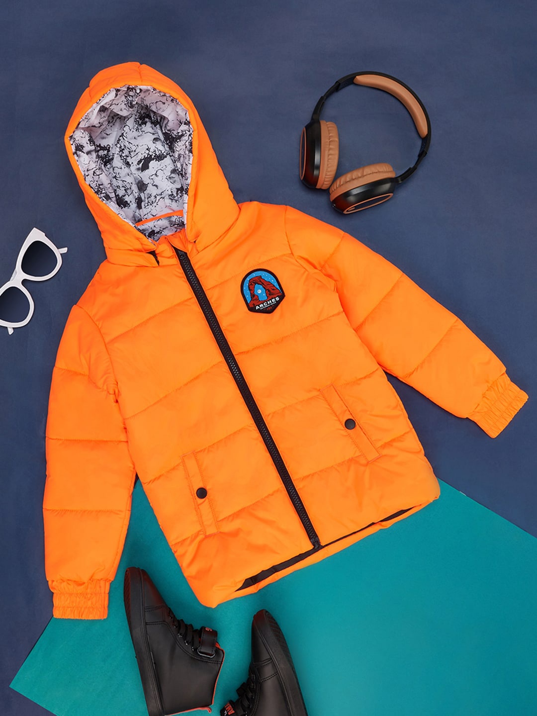 

Pantaloons Junior Boys Hooded Puffer Jacket, Orange