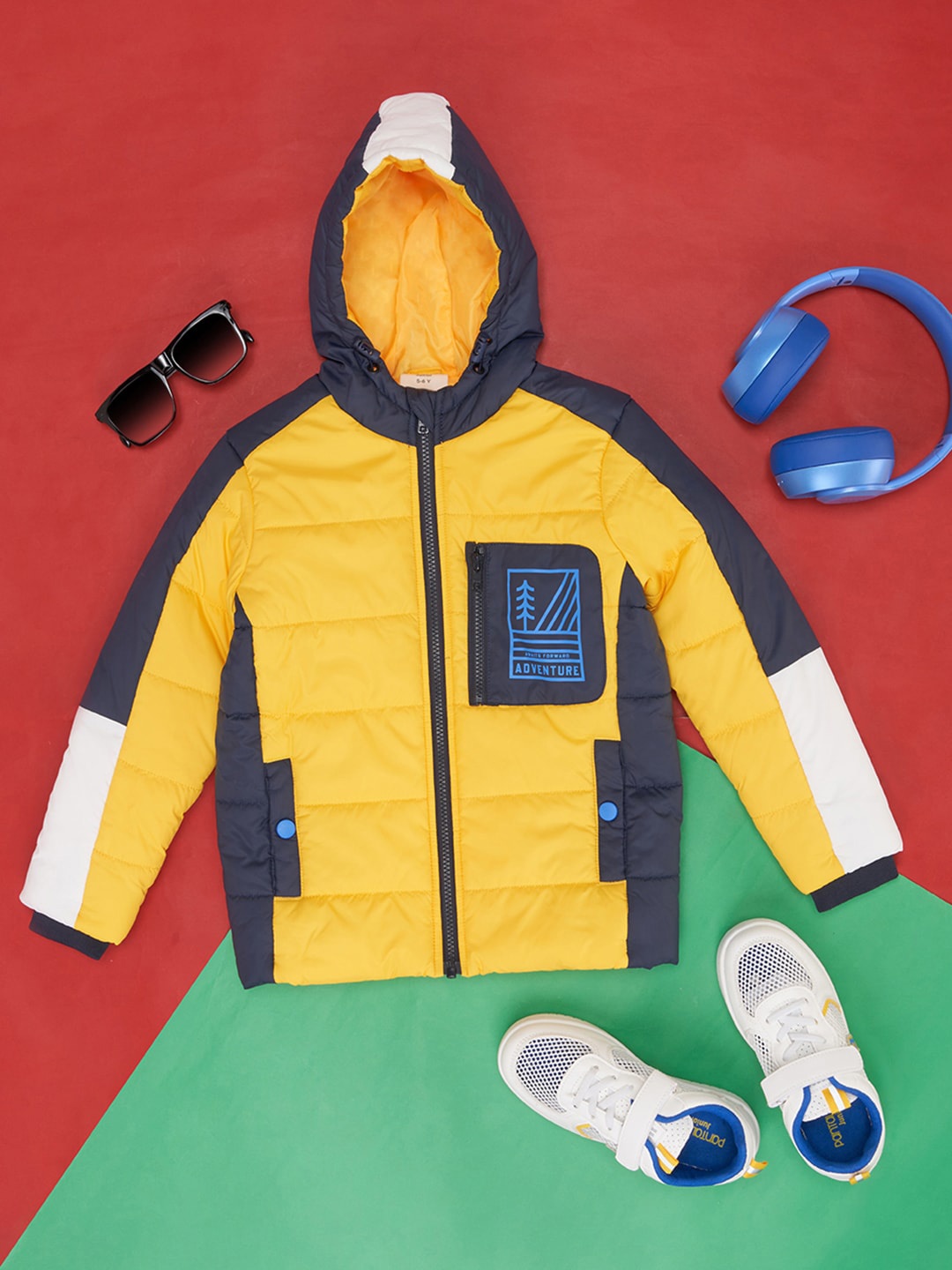 

Pantaloons Junior Boys Colourblocked Hooded Puffer Jacket with Patchwork, Yellow