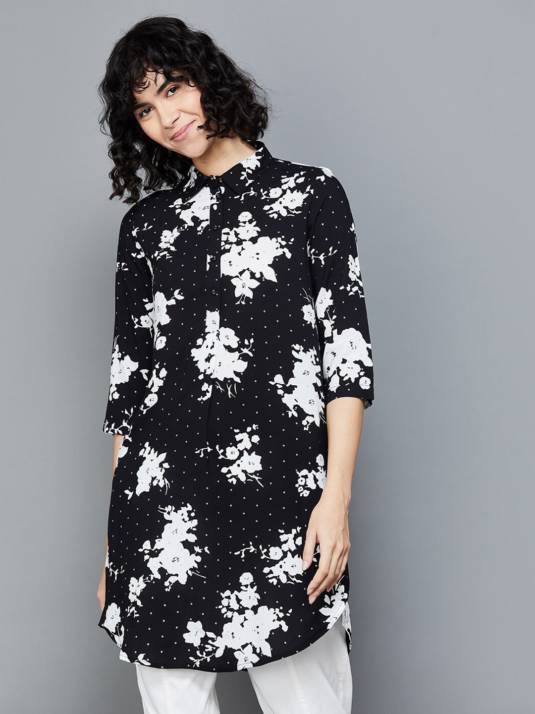 

Colour Me by Melange Floral Printed Spread Collar Casual Tunic, Black