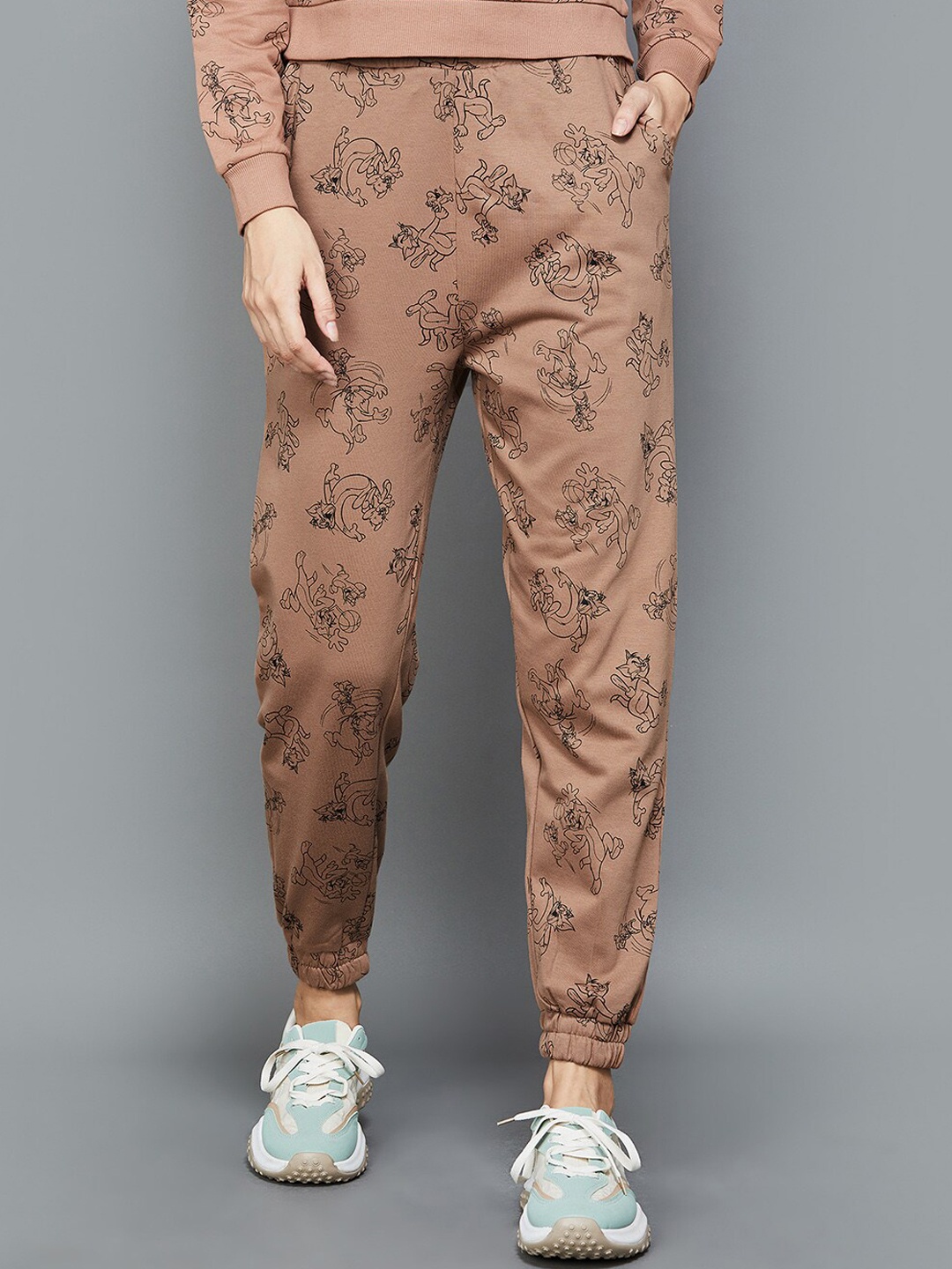 

Ginger by Lifestyle Women Conversational Printed Pure Cotton Joggers, Beige