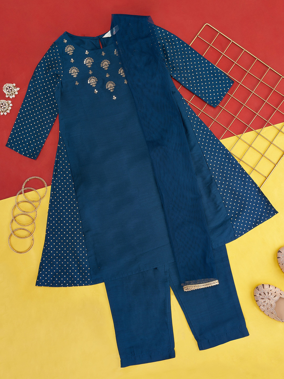 

AKKRITI BY PANTALOONS Girls Ethnic Motifs Embroidered A-line Kurta With Trousers & Dupatta, Navy blue