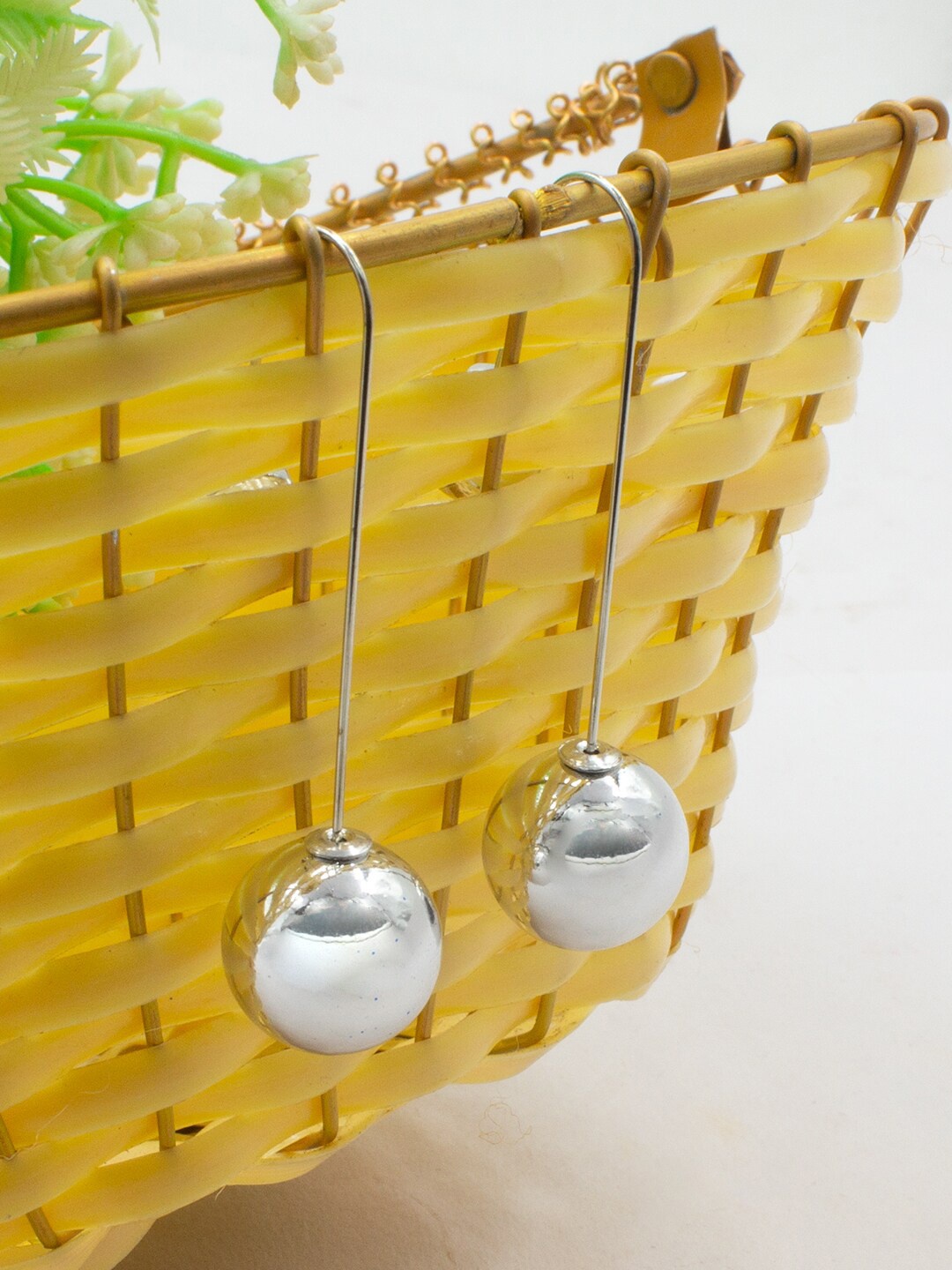 

PRIVIU Silver-Plated Contemporary Drop Earrings