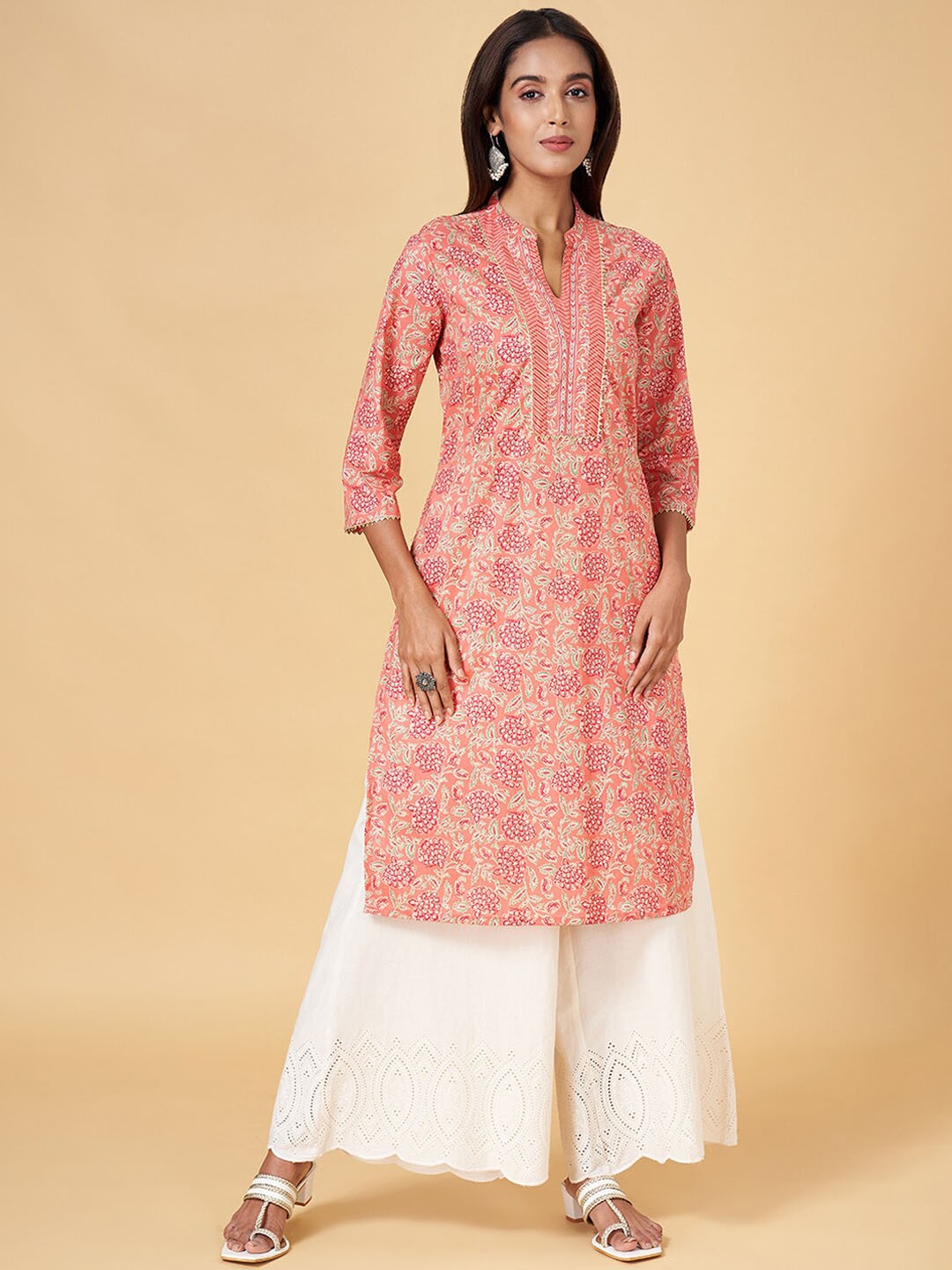 

RANGMANCH BY PANTALOONS Floral Printed Gotta Patti Straight Kurta, Coral