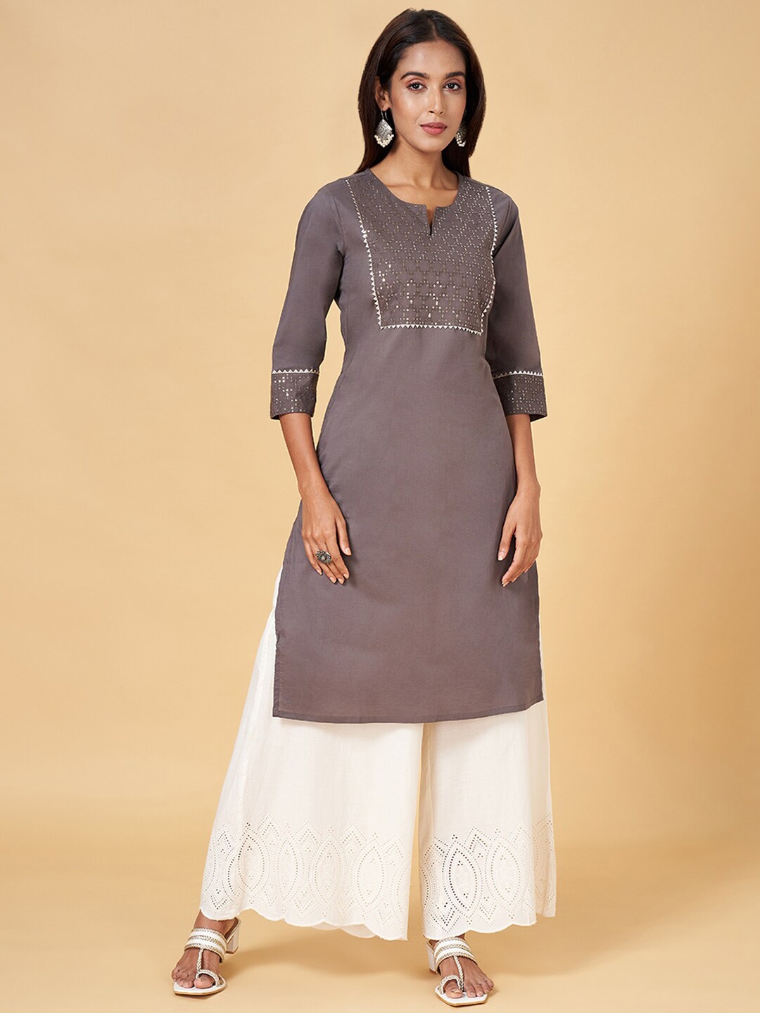 

RANGMANCH BY PANTALOONS Yoke Design Gotta Patti Straight Kurta, Charcoal