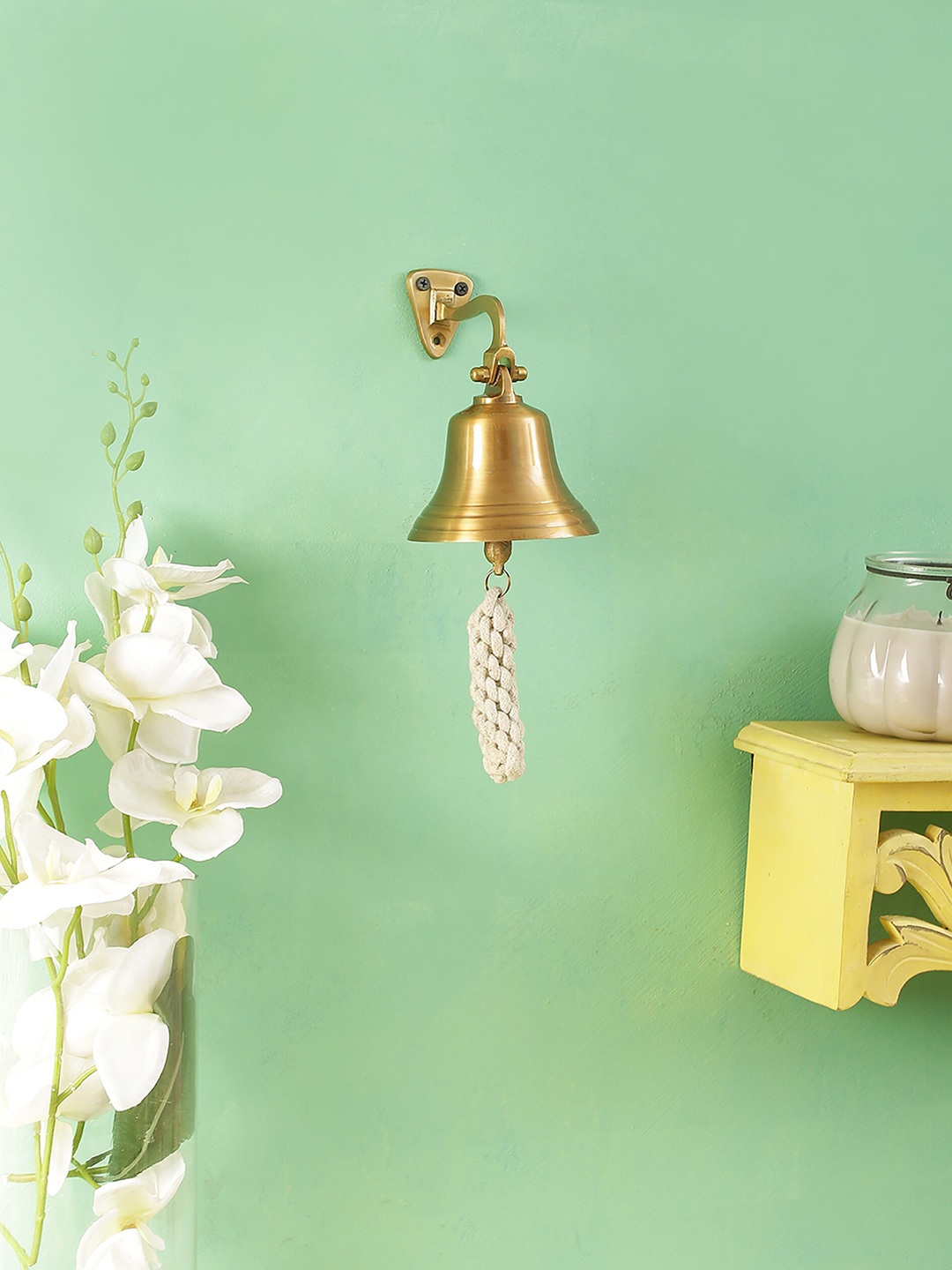

Home Sparkle Gold Toned Rope Temple Bell Indian Pooja