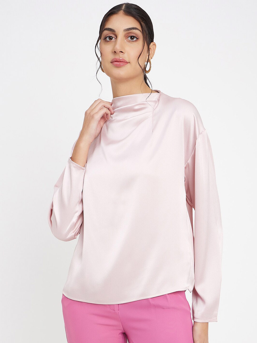 

Madame High Neck Regular Top, Pink