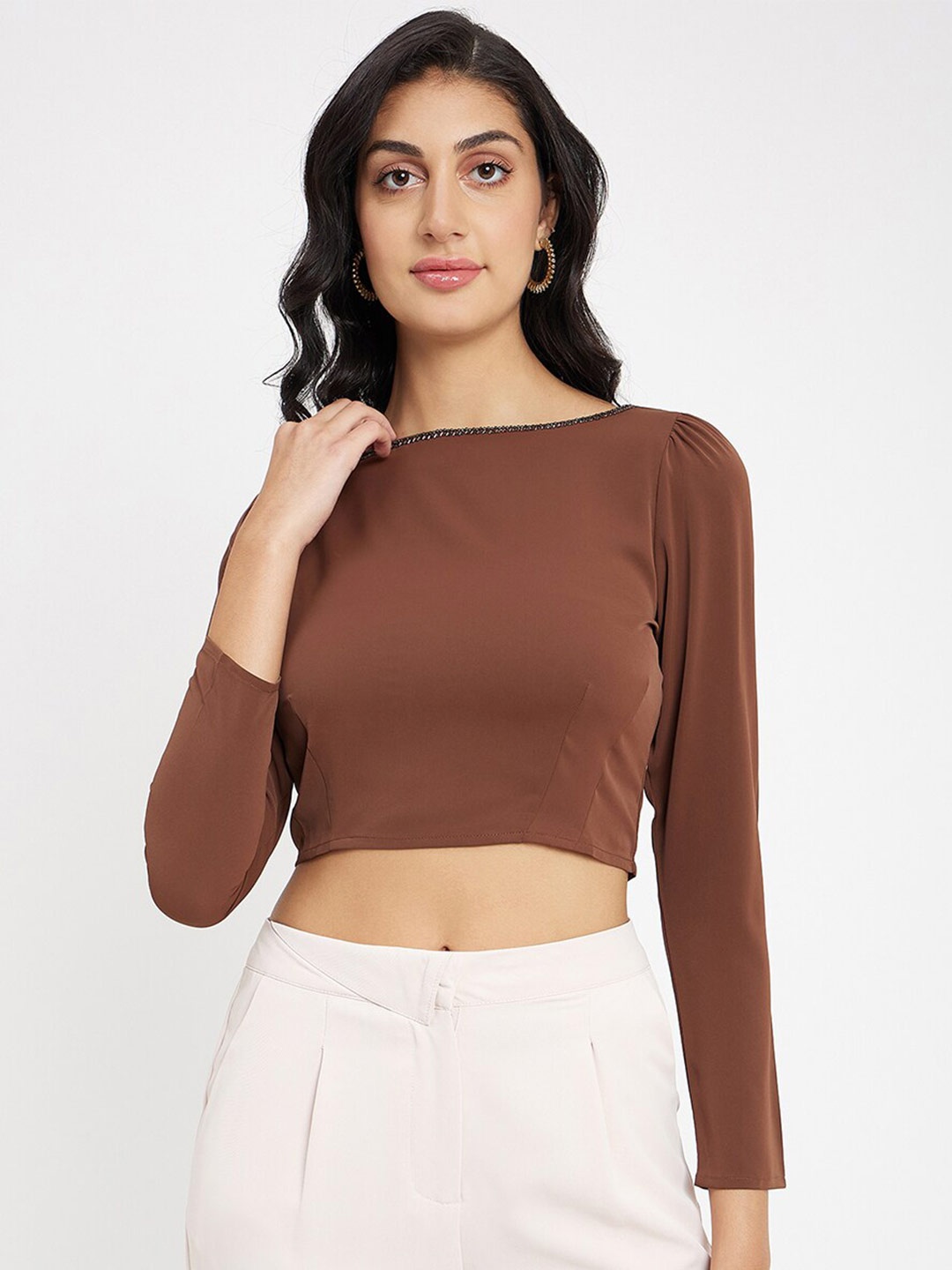 

Madame Boat Neck Regular Crop Top, Coffee brown