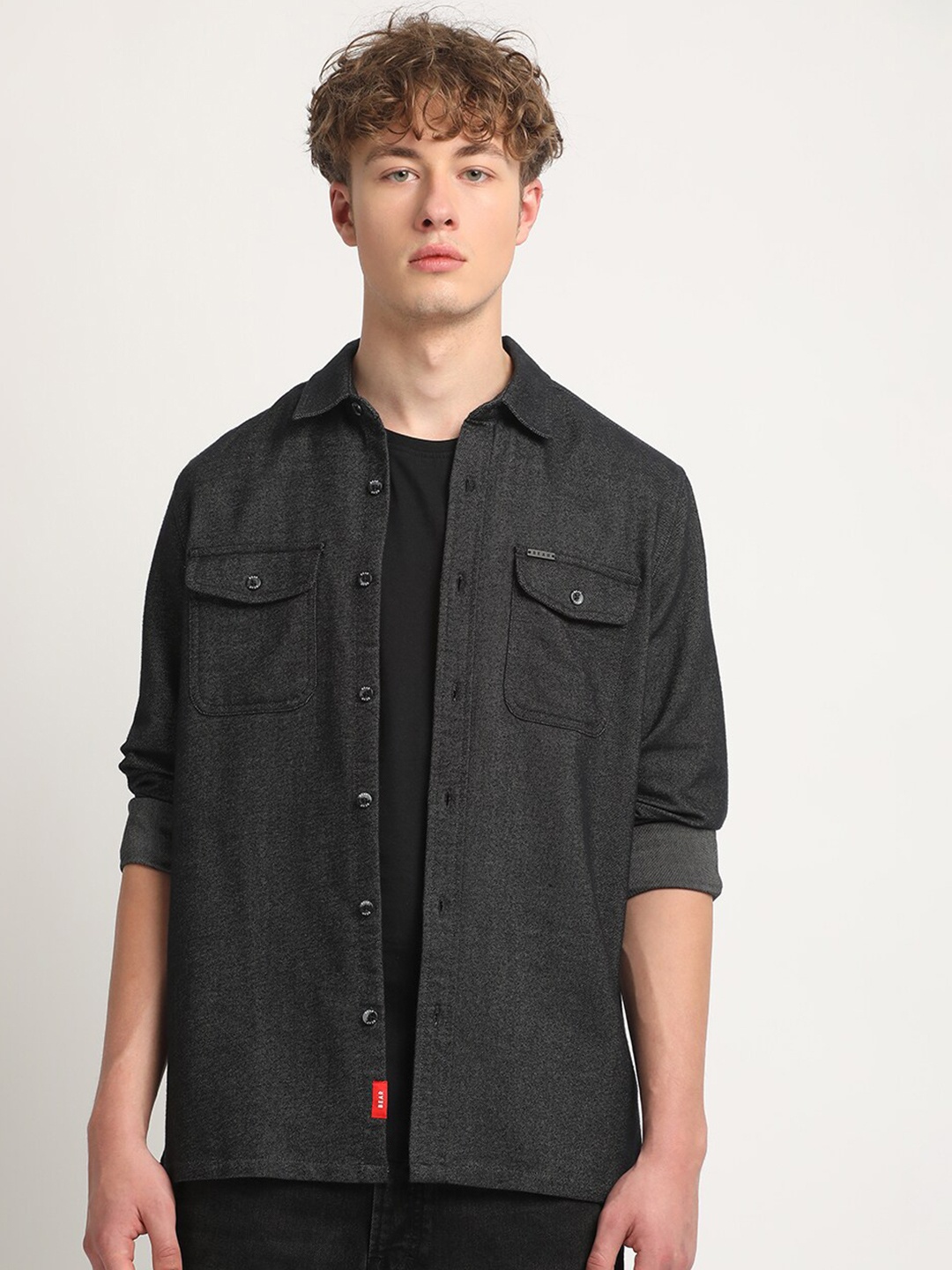 

THE BEAR HOUSE Slim Fit Chambray Pure Cotton Casual Shirt, Black
