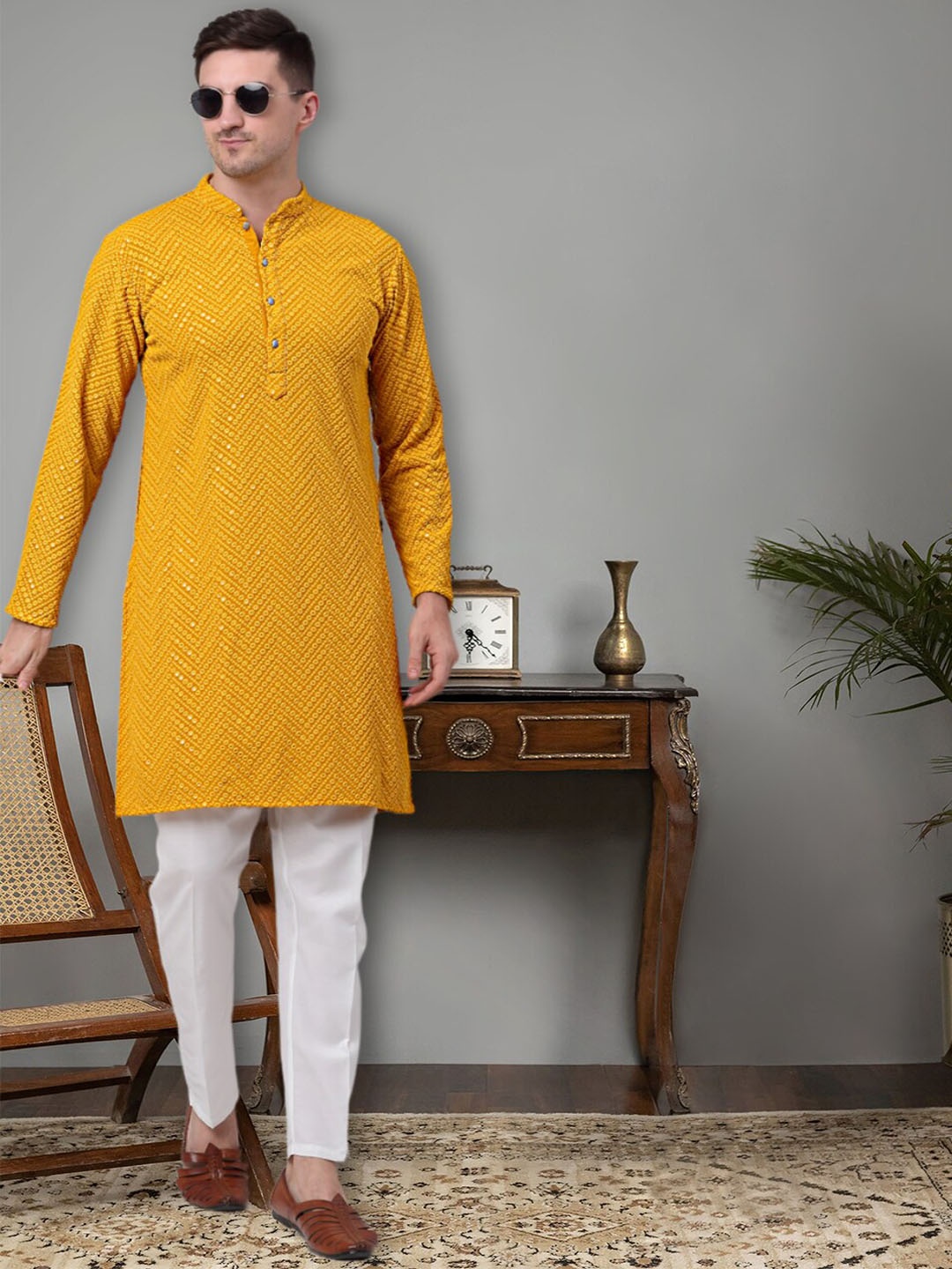 

Jompers Ethnic Motif Embroidered Regular Pure Cotton Kurta With Pyjamas, Mustard