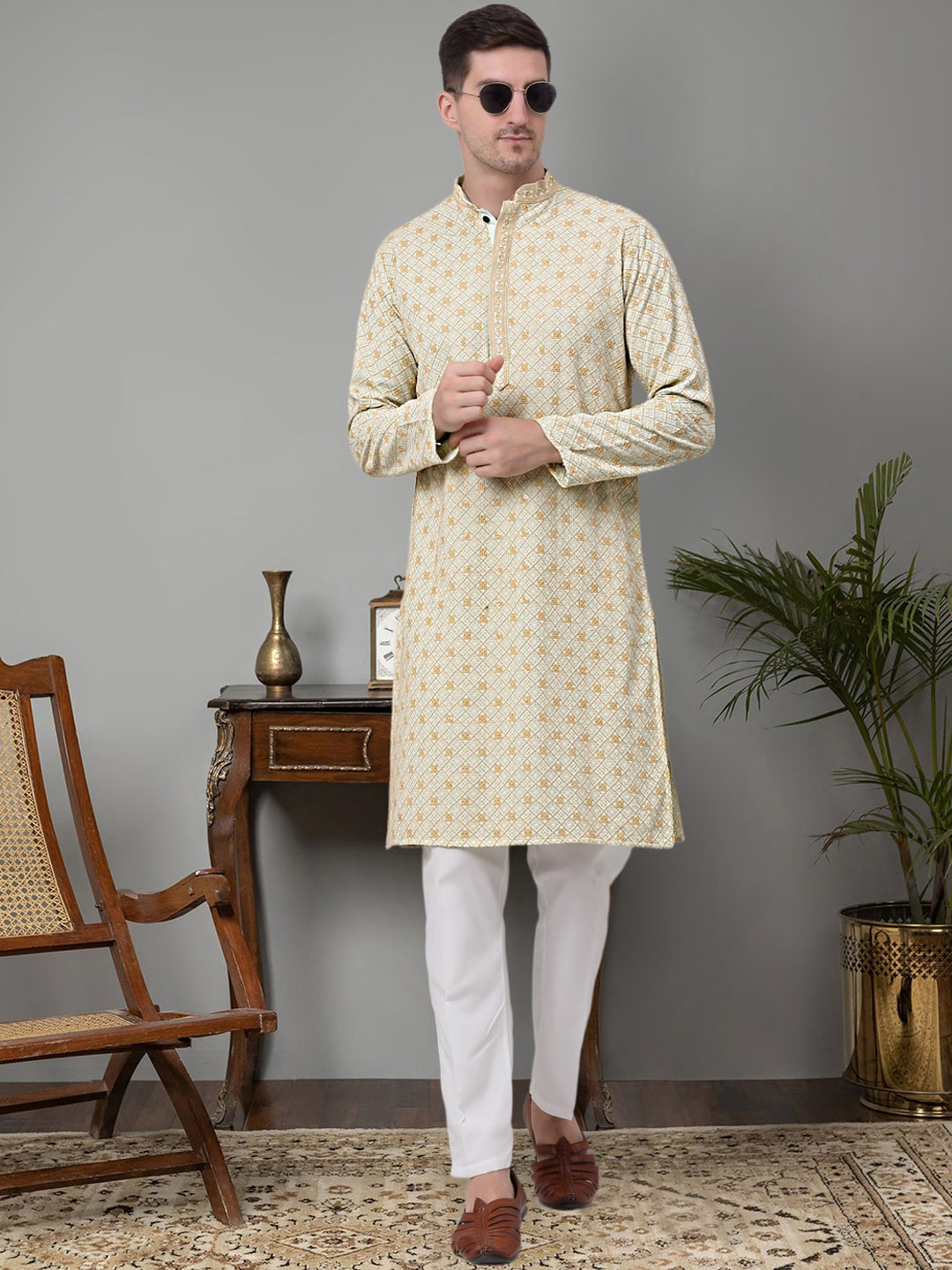 

Jompers Geometric Embroidered Regular Sequinned Pure Cotton Kurta with Pyjamas, Beige