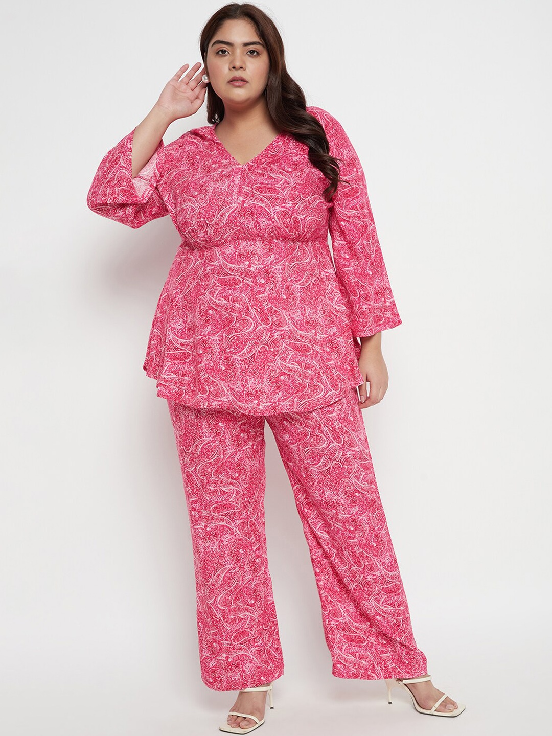 

Femella Printed V-Neck Long Sleeve Co-Ords, Pink