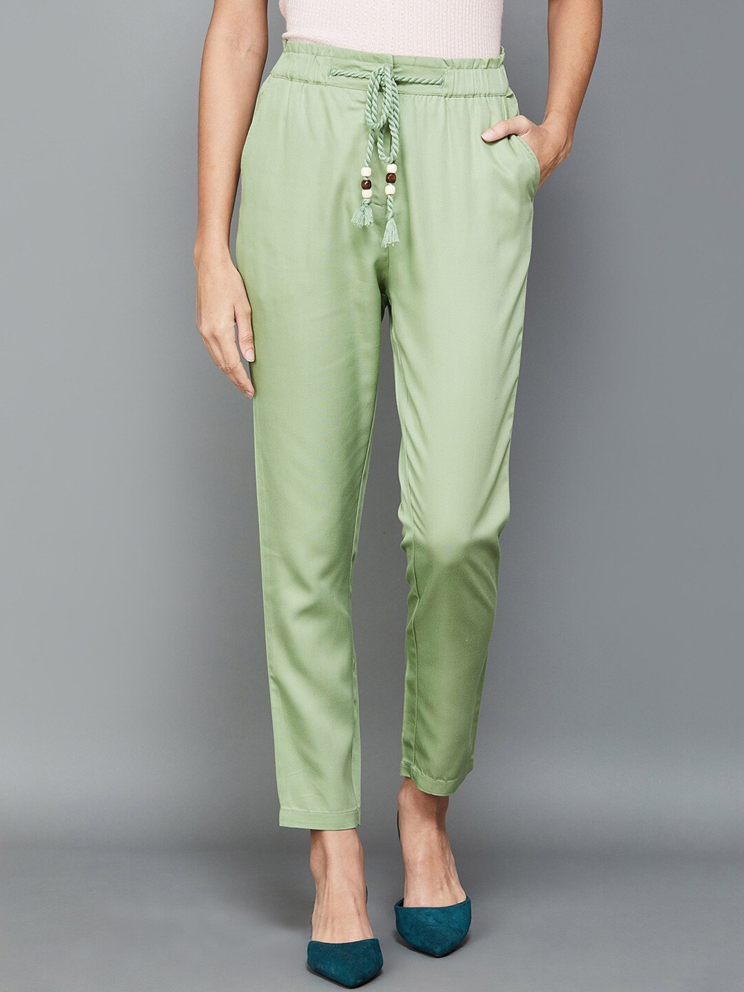 

CODE by Lifestyle Women Smart Mid-Rise Trousers, Green