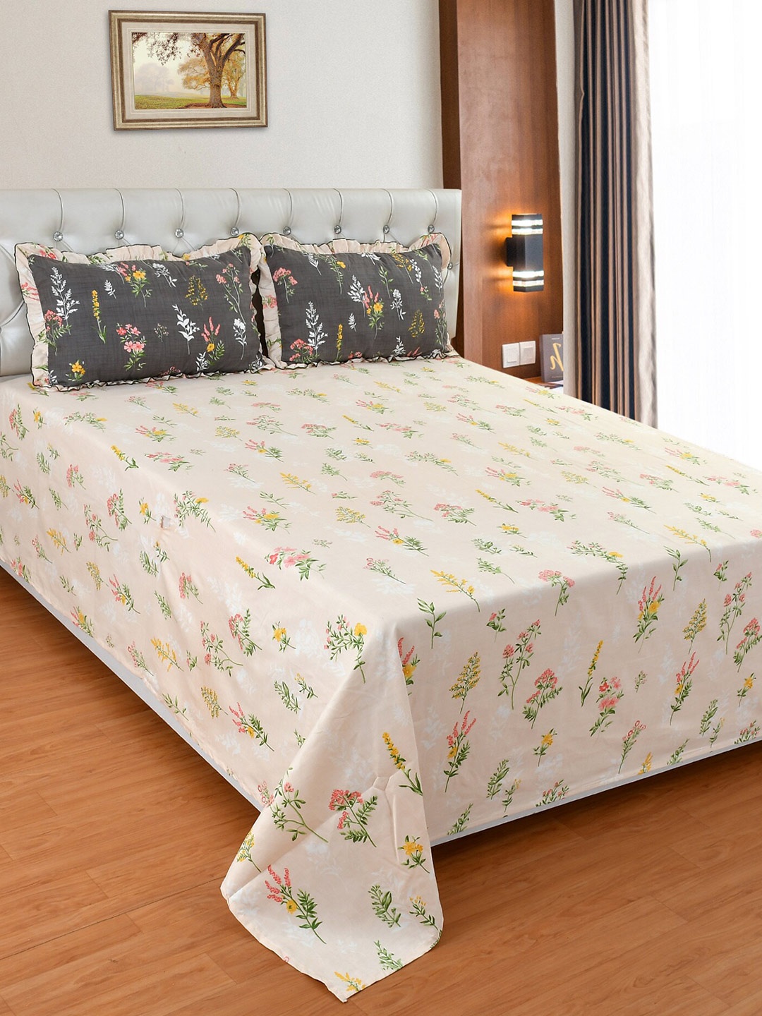 

MORADO Pink & Green Floral Printed 210 TC King Bedsheet With 2 Pillow Covers