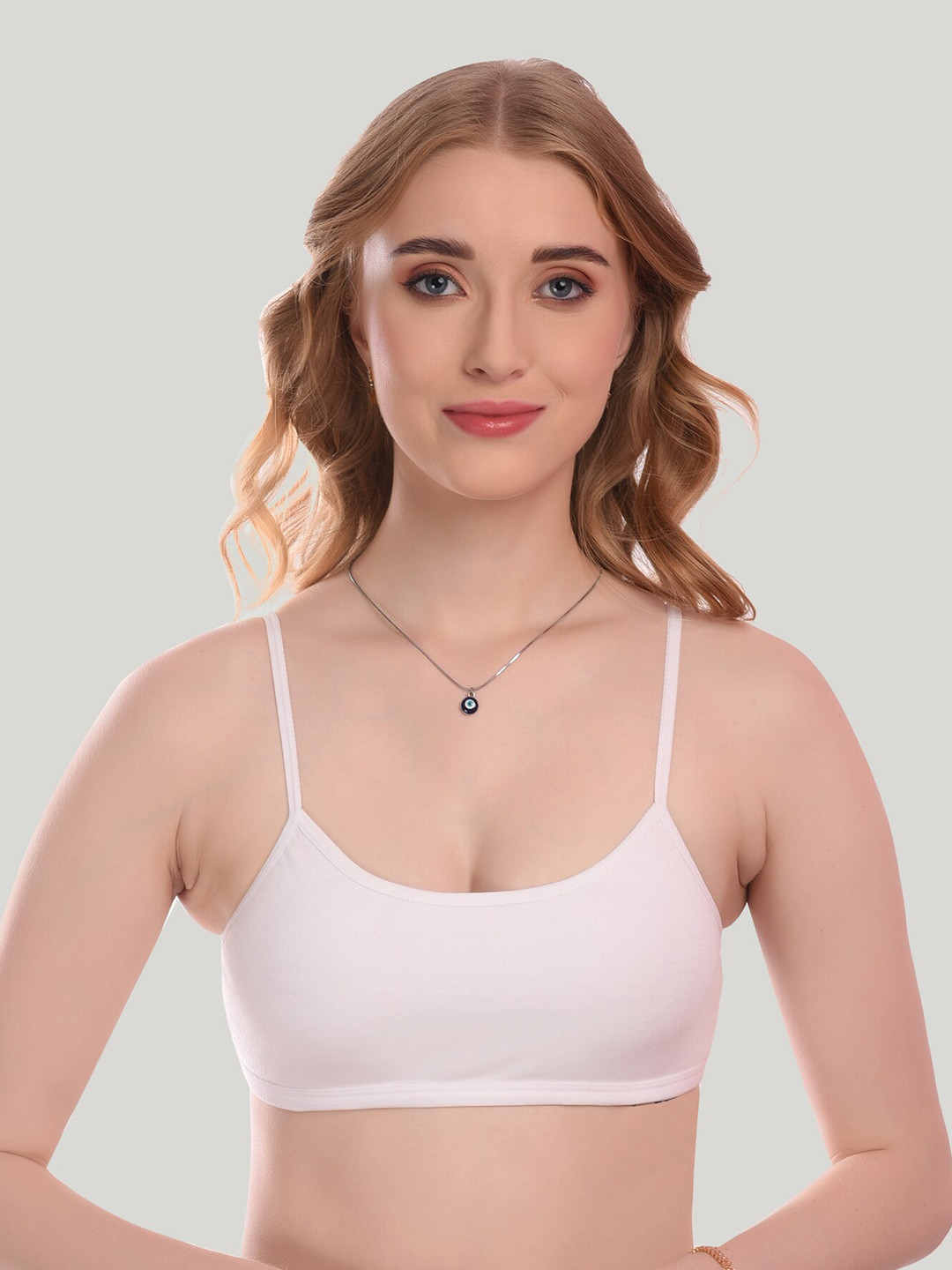 

SMARTERKIDS Full Coverage Lightly Padded Dry Fit Everyday Bra With All Day Comfort, White