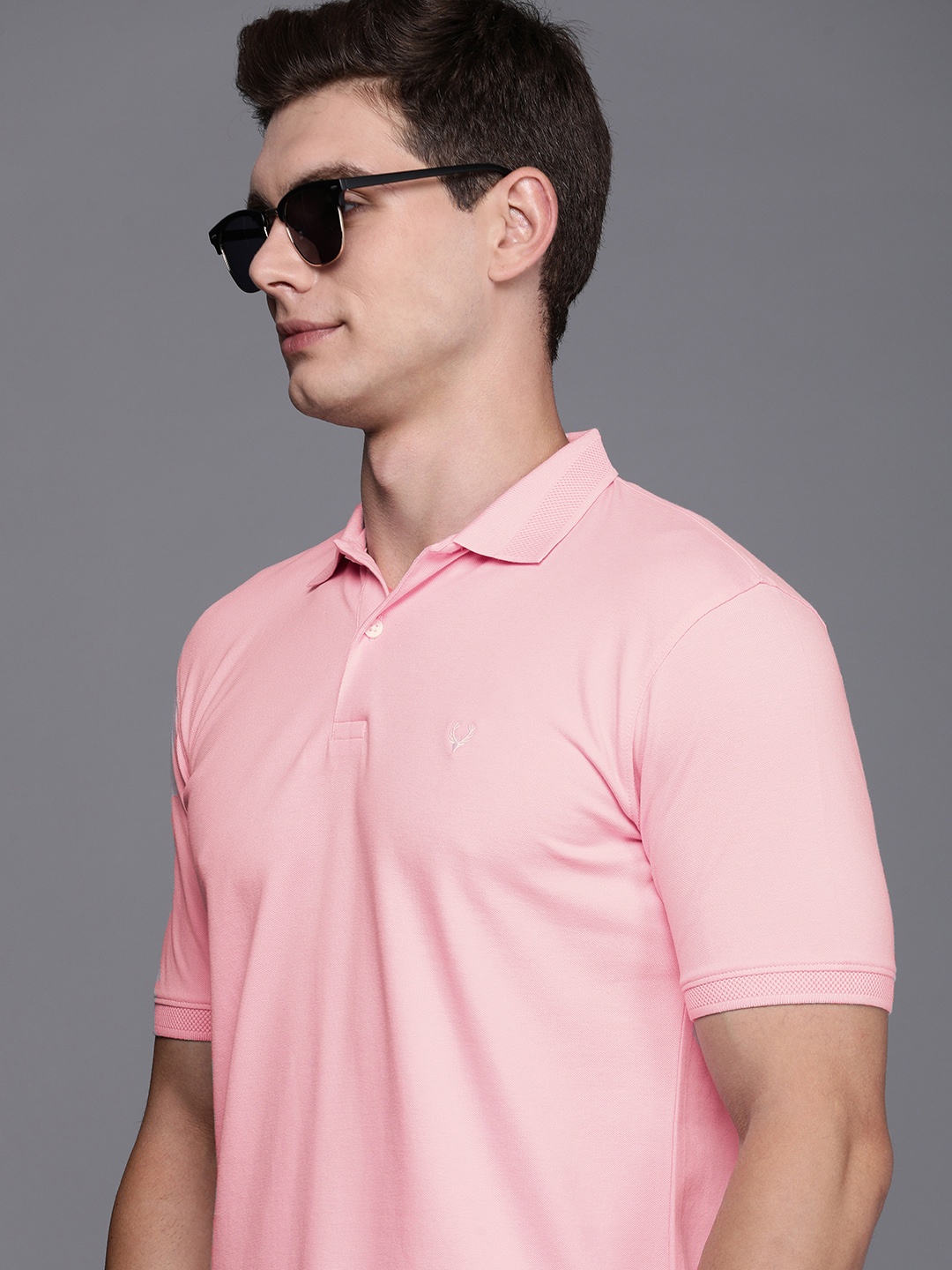 

Allen Solly Solid Polo Collar T-shirt, Pink