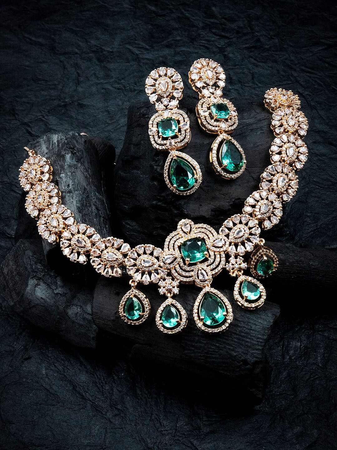 

StileAdda Rose Gold Plated & CZ Studded Jewellery Set