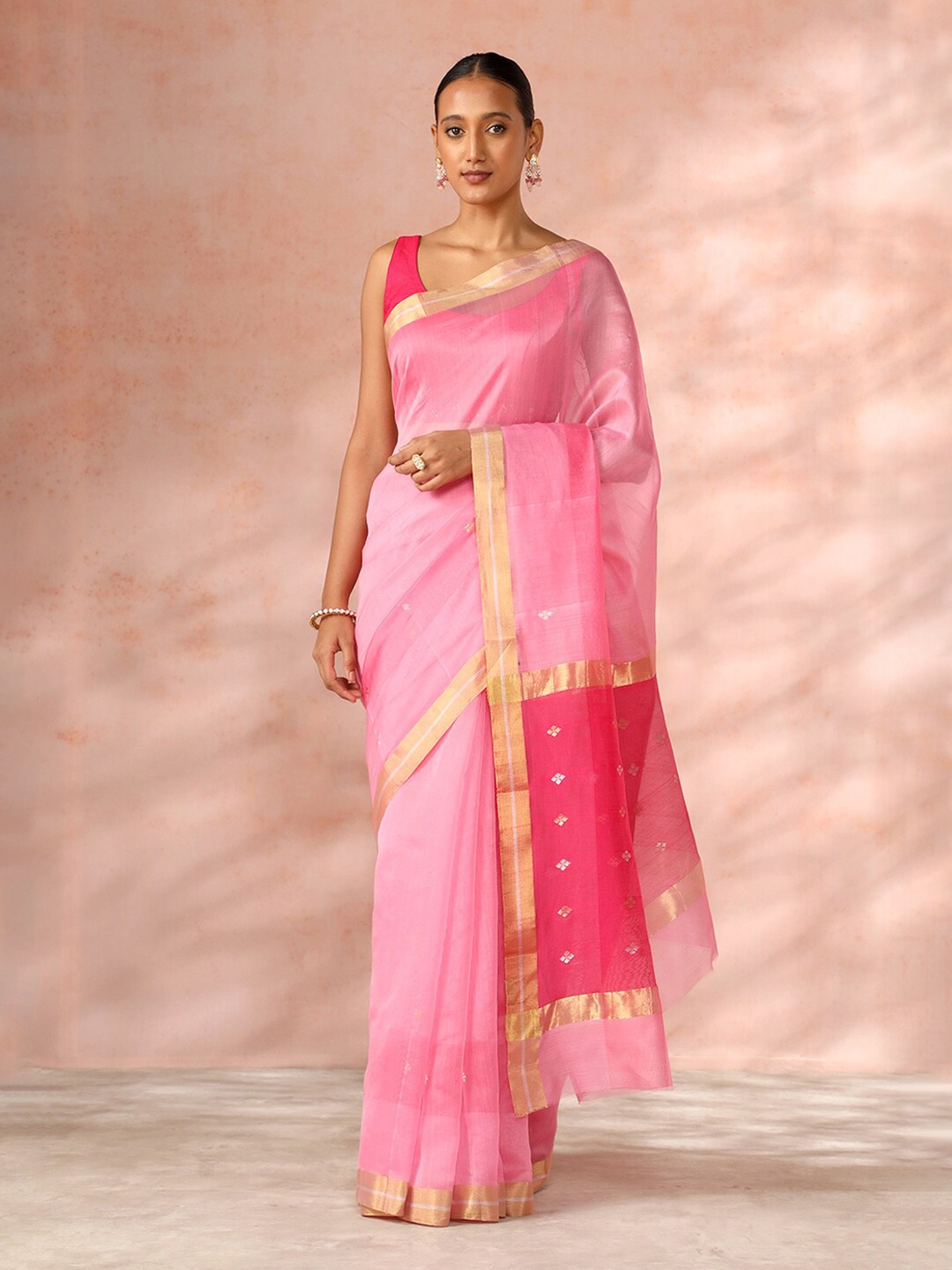 

Taneira Ethnic Motifs Woven Design Zari Silk Cotton Chanderi Saree, Pink