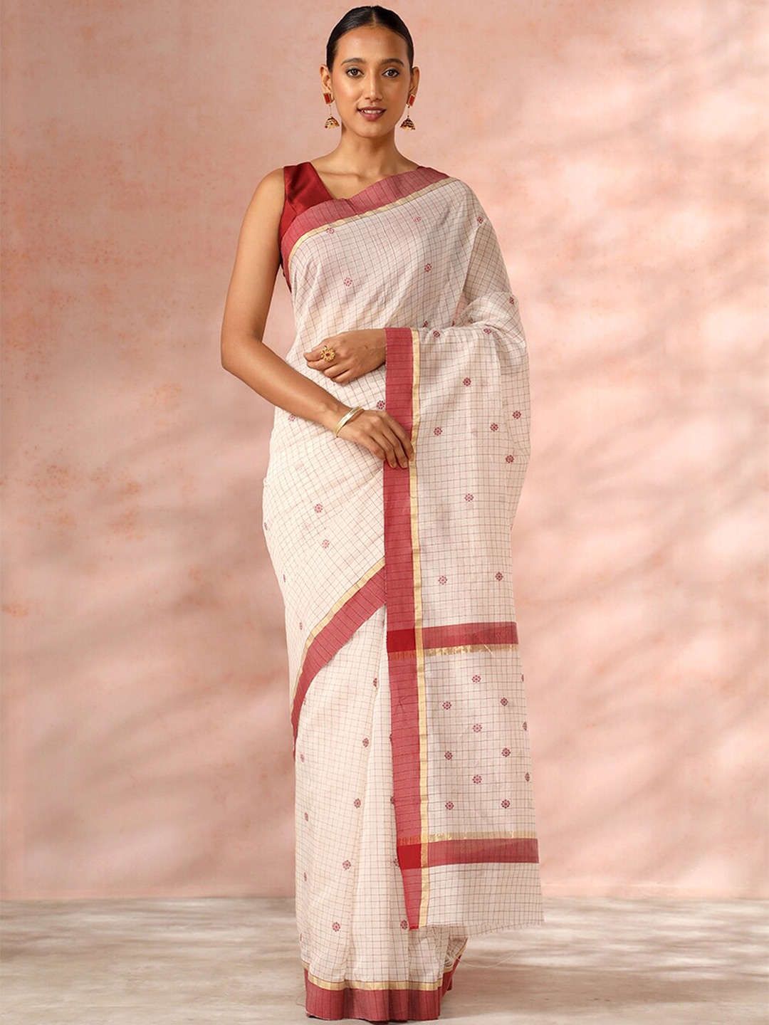 

Taneira Woven Design Zari Saree, Off white