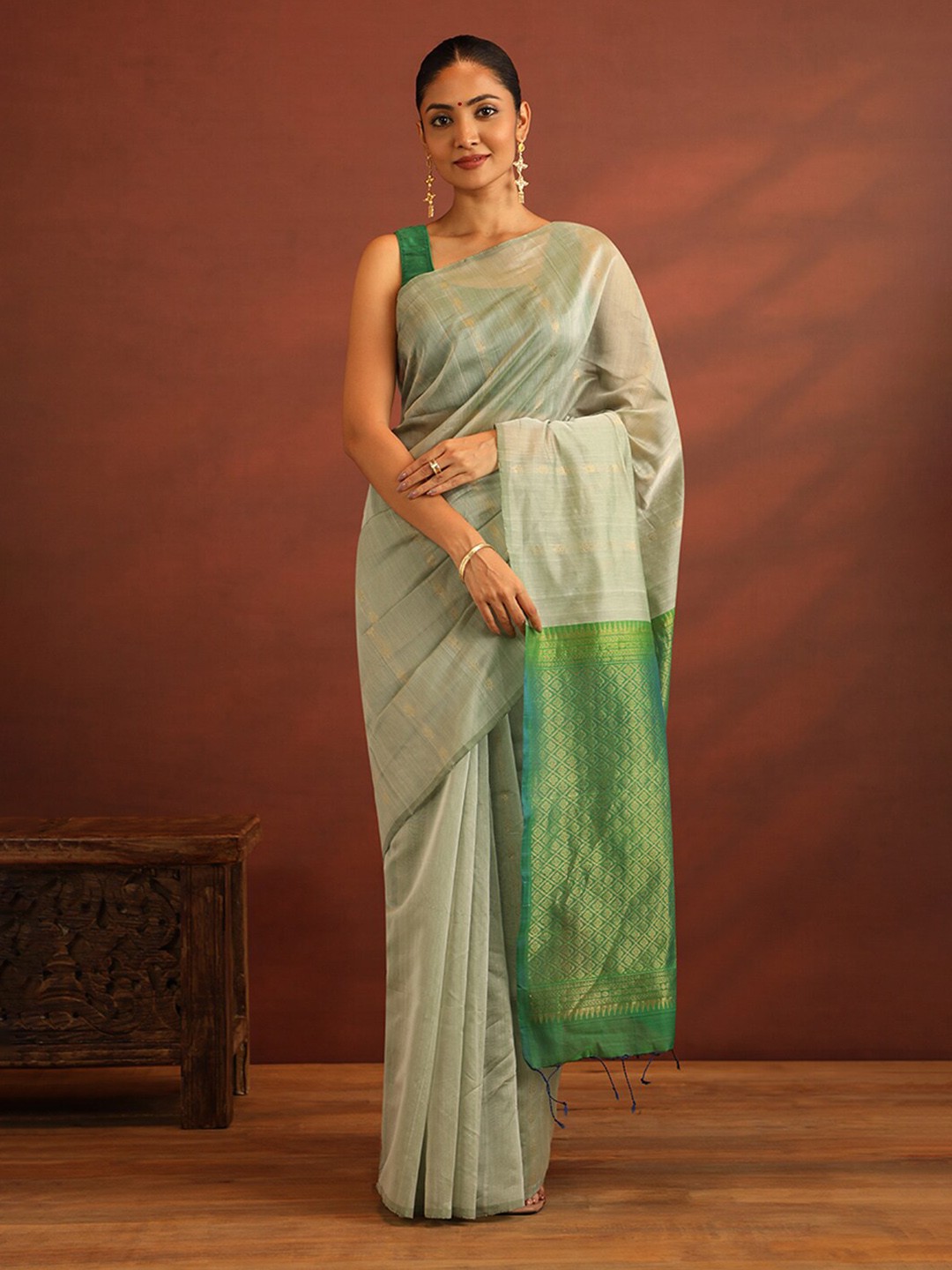 

Taneira Woven Design Zari Maheshwari Saree, Green