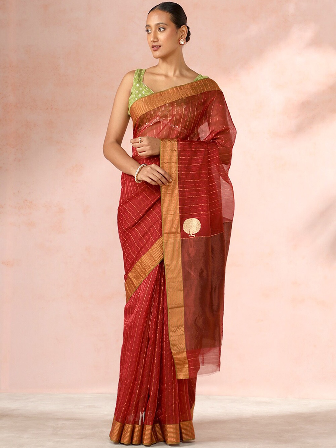 

Taneira Striped Woven Design Zari Chanderi Saree, Red