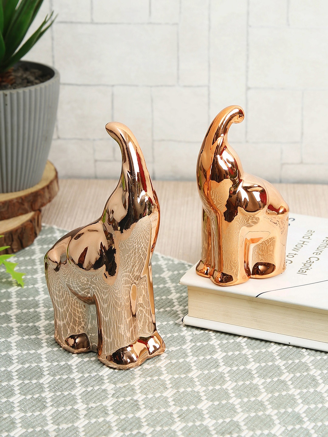

TIED RIBBONS Pack of 2 Rose Gold Mother Elephant with Baby Statue Ceramic Showpiece