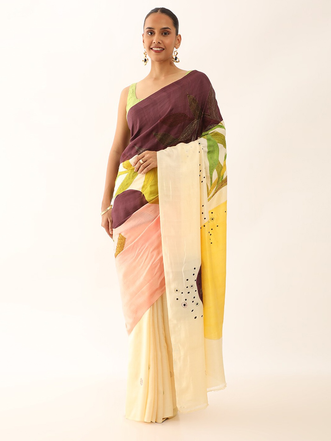 

Taneira Floral Embroidered Pure Silk Murshidabad silk Saree, Orange