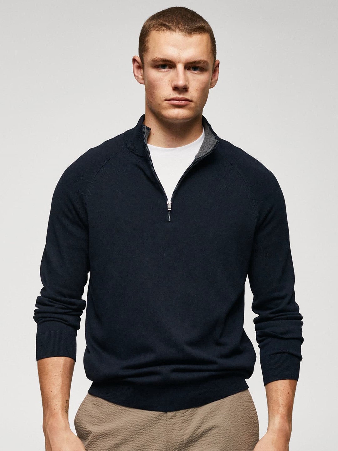 

MANGO MAN Solid Pullover, Navy blue