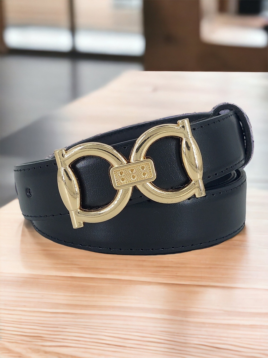 

DressBerry Women Vegan Leather Casual Belt, Black